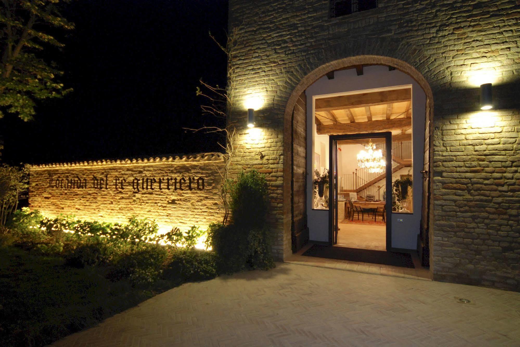 Locanda Del Re Guerriero San Pietro in Cerro Экстерьер фото